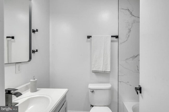 Building Photo - 201 Timber Creek Rd