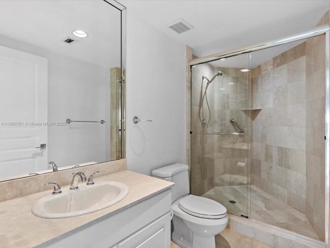 Building Photo - 3370 Hidden Bay Dr