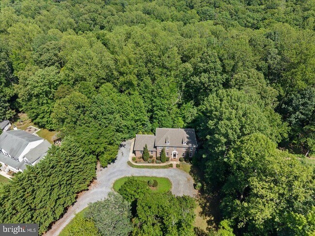 Building Photo - 28920 Livingston Dr