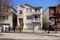 Building Photo - 231 N 12th St