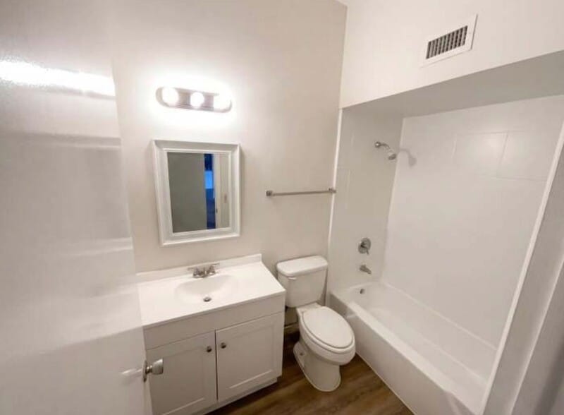 Building Photo - 141 SE Calmoso Dr