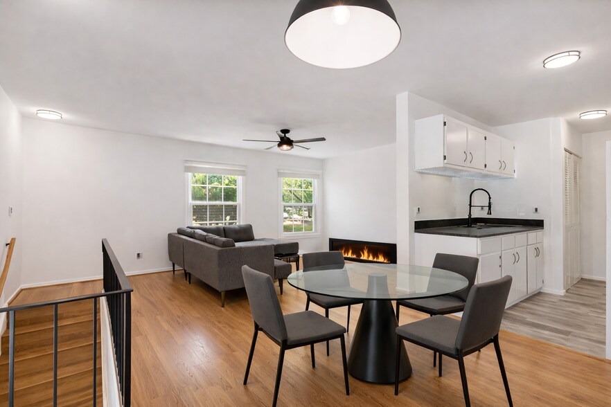 Open floorplan - 1277 Pearl Ave