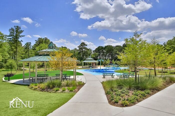 Building Photo - 25410 Cypress Bend Dr