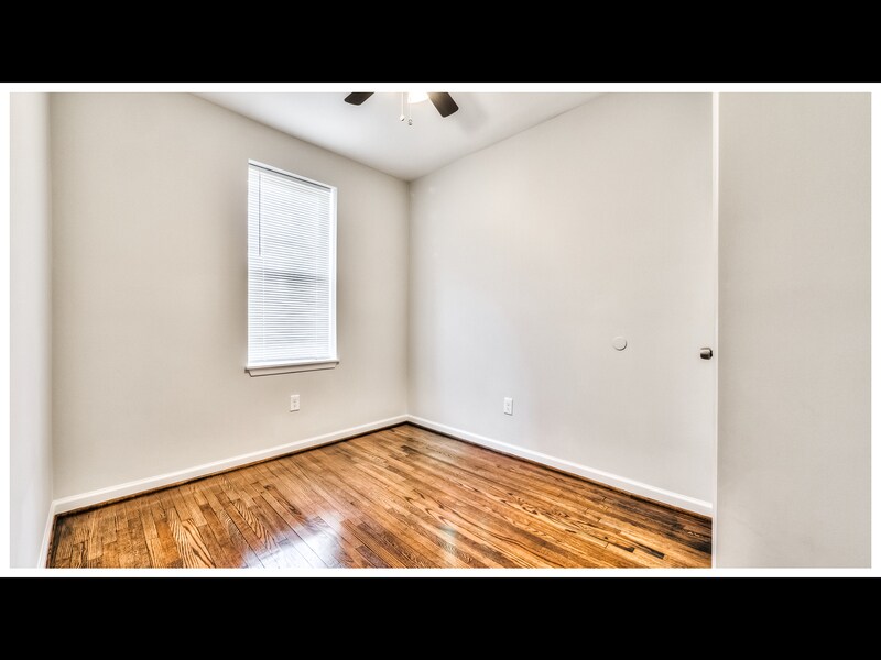 Building Photo - 3336 W Caton Ave