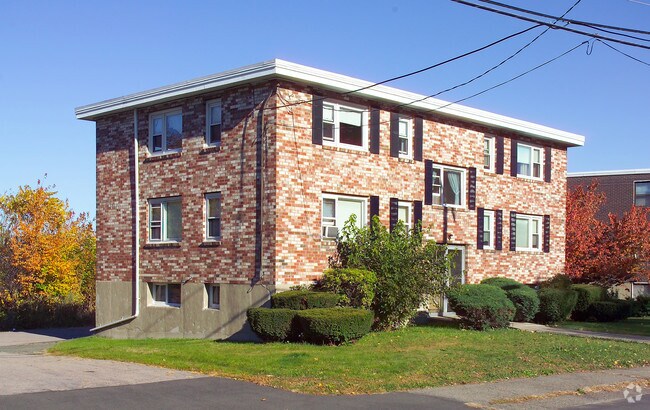 Primary Photo - 28 Curlew Rd