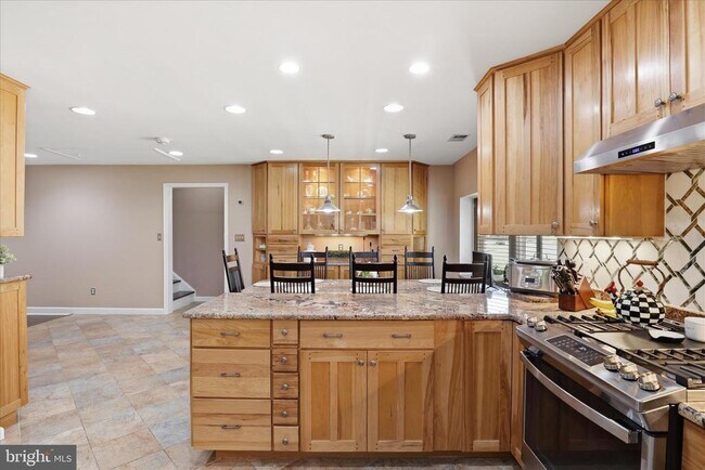 Building Photo - 5202 Garner St