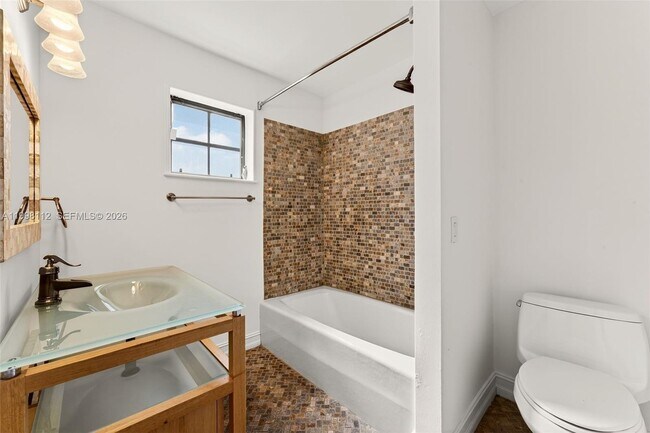 Building Photo - 3000 SW 130th Ave