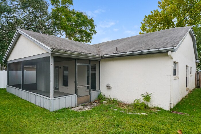 Building Photo - 830 E Charing Cross Cir