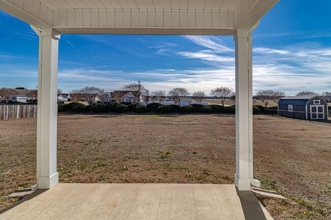 Building Photo - STUNNING & SPACIOUS! GANDER LAKE 4 BR | 3 BA IN PIKEVILLE SCHOOL DISTRICT *LAWN CARE INCLUDED!*