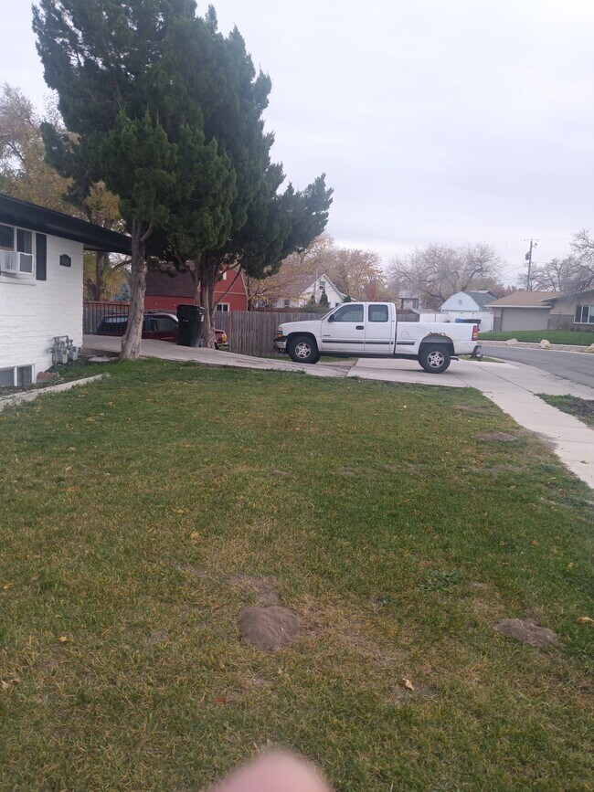 Building Photo - 6245 Margray Dr