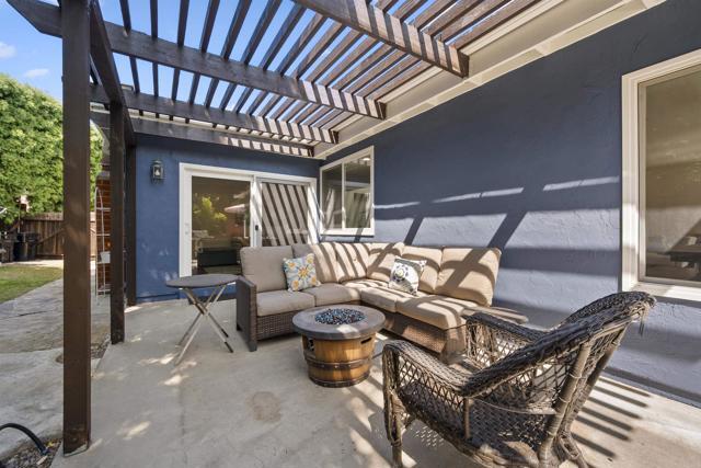 Building Photo - 3099 Driscoll Dr