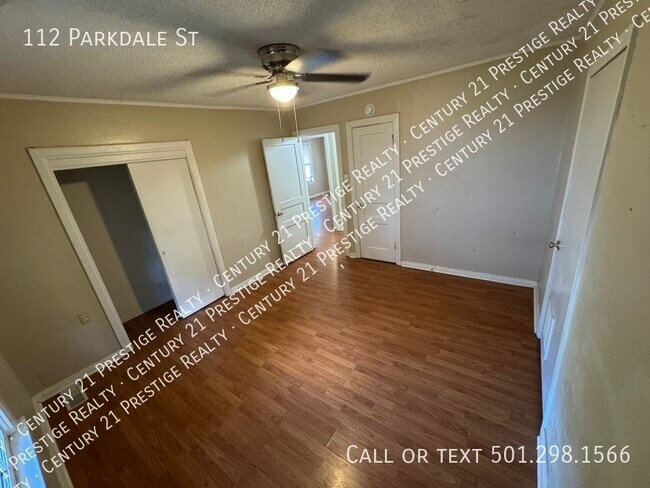 Building Photo - 112 Parkdale St