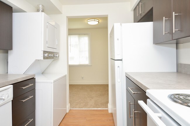 Greenville on 141 Apartments & Townhomes - Wilmington, DE | Apartment