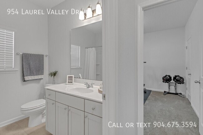 Building Photo - 954 Laurel Valley Dr