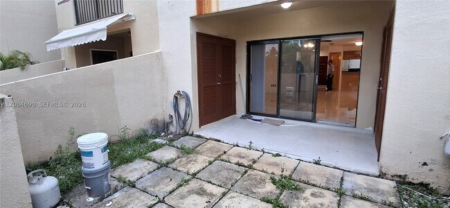 Building Photo - 6225 SW 136th Ct