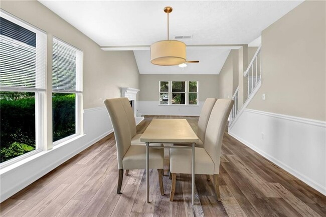 Building Photo - 10480 Summer Creek Dr