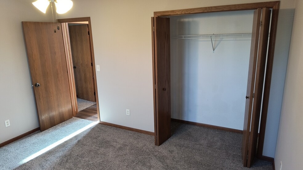 Building Photo - 124 Copperfield Dr