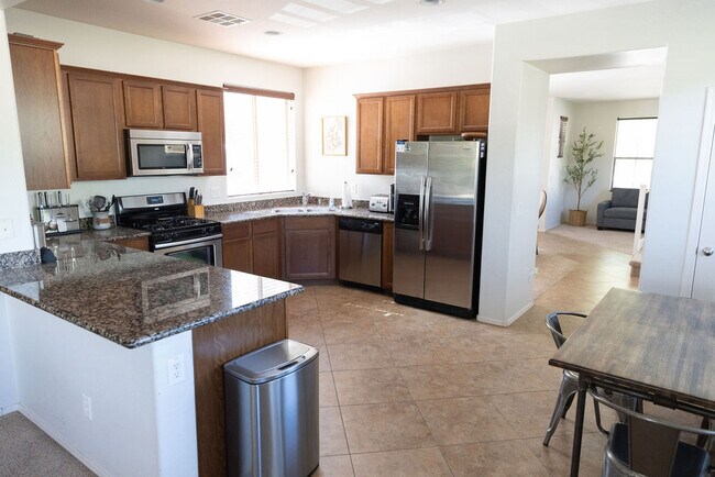 Building Photo - 3279 E Milky Way