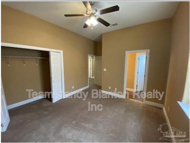 Building Photo - 7071 Lake Joanne Dr