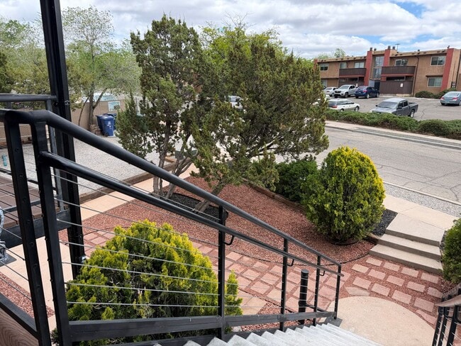 Building Photo - 1307 Rufina Ln