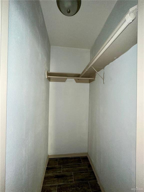 Building Photo - 15 Bahamas Dr