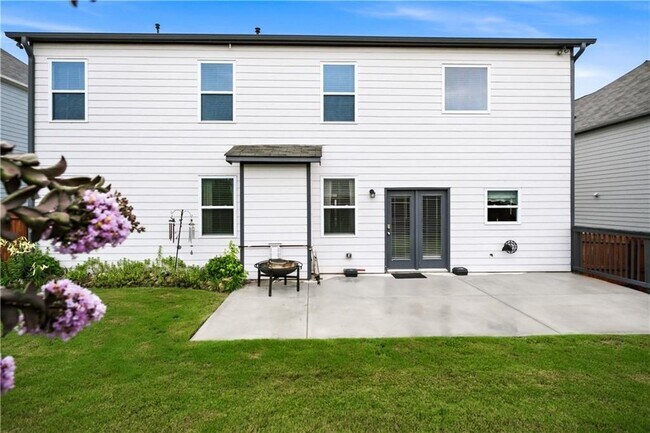 Building Photo - 2053 Hamilton Lake Pkwy