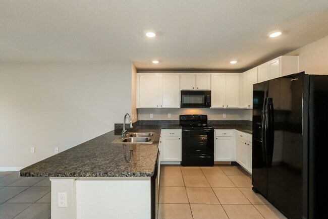 Building Photo - 11437 Stone Pine St