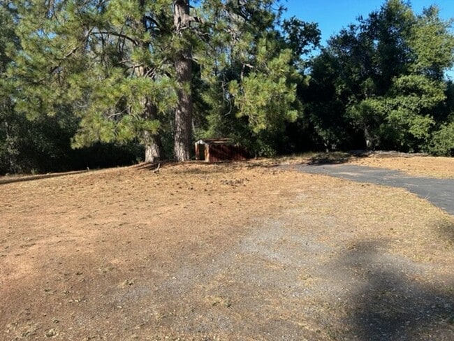 Building Photo - G5 | (CHP) 18480 Deer Flat Road