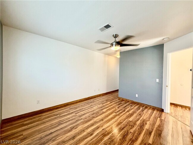Building Photo - 448 Winthrop Pl