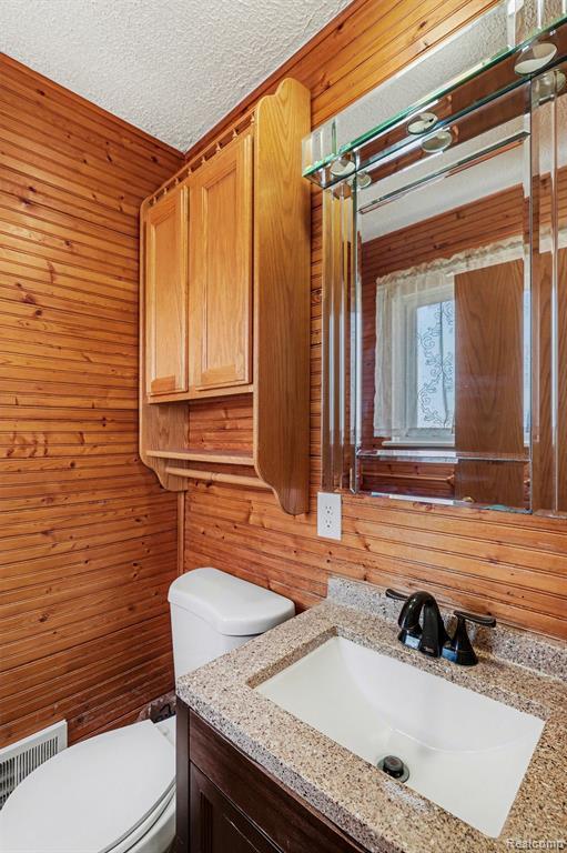 Building Photo - 12260 De Grove Dr