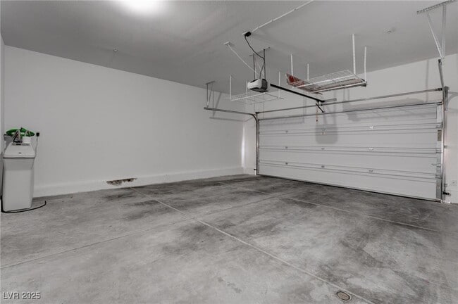 Building Photo - 1040 Via Panfilo Ave
