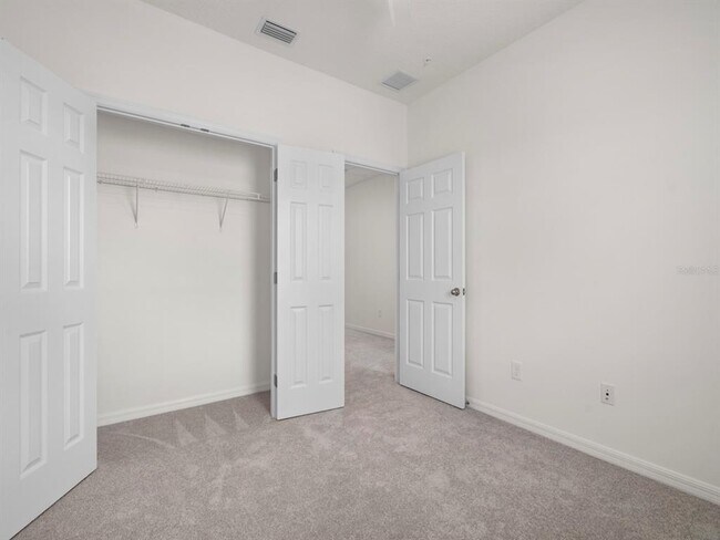 Building Photo - 1440 Silver Lining Wy