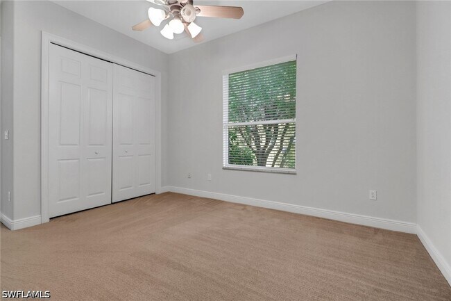 Building Photo - 11128 Sierra Palm Ct