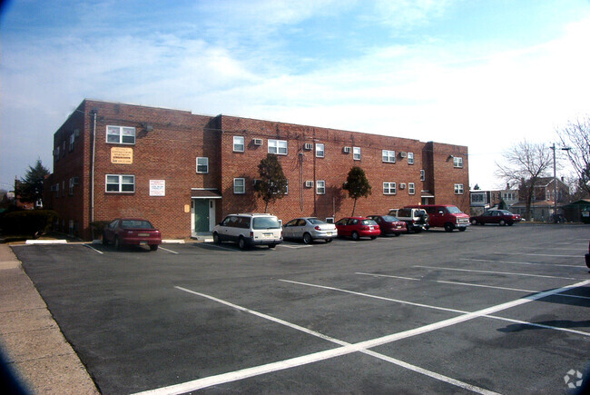 Building Photo - Cottage Court Apartment