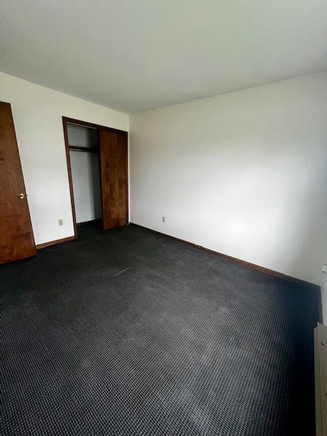 Building Photo - Single Family Home - 2 Beds, 1 Bath- Baldw...