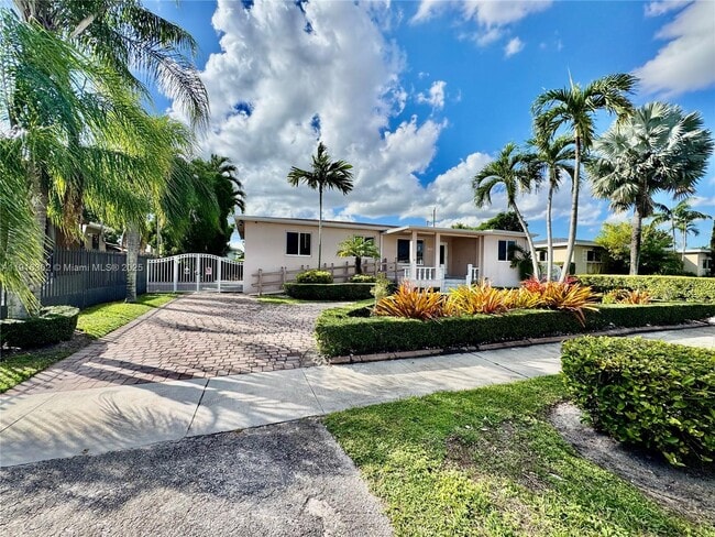 Building Photo - 8000 SW 17th Terrace