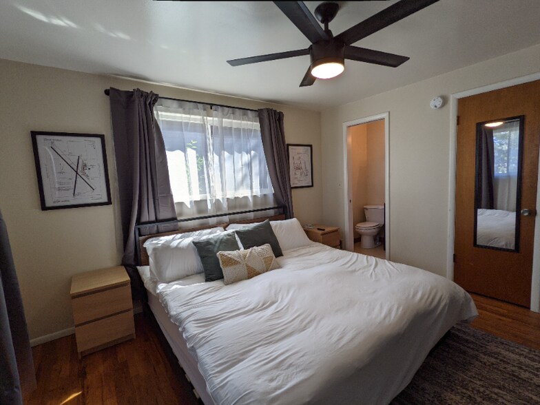 Building Photo - 1512 E 4500 S