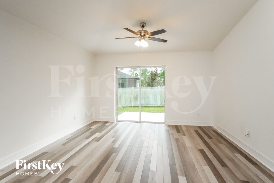 Building Photo - 1019 Susan Dr