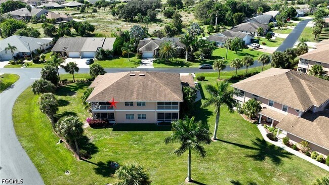 Building Photo - 19999 Lake Vista Cir