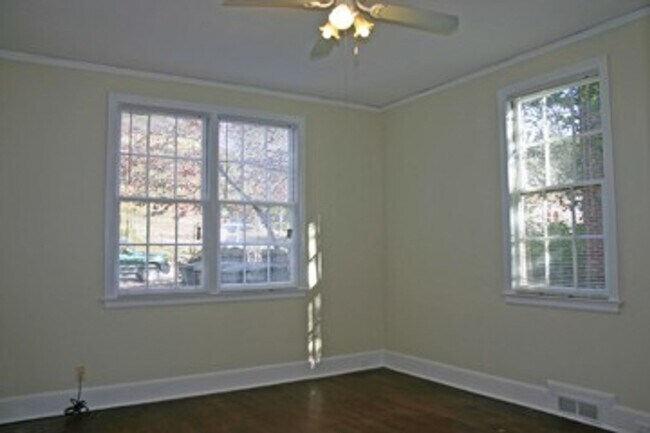 Building Photo - 311 Harden St