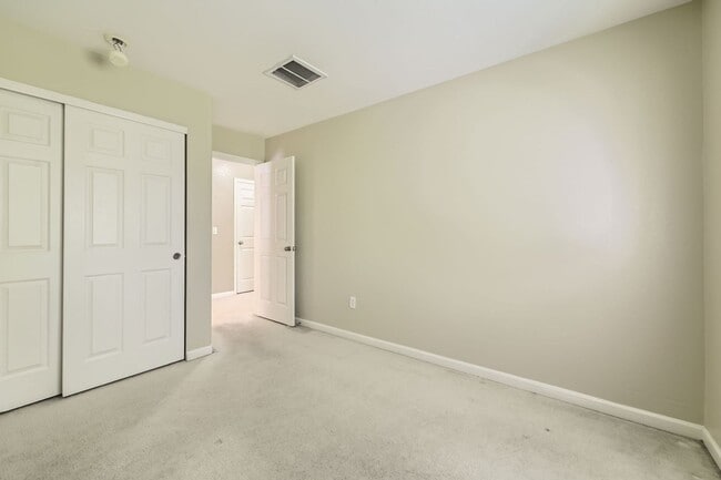 Building Photo - 4809 Lucca Dr