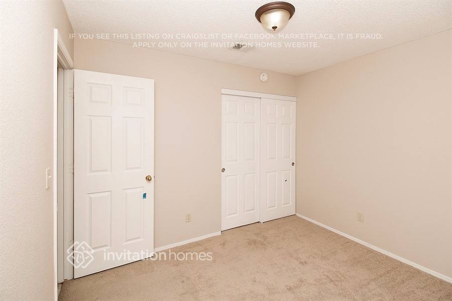 Building Photo - 6256 Small Point Dr