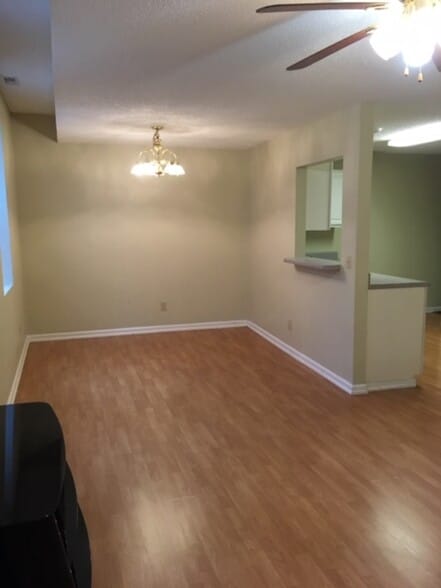Building Photo - 119 W Carolina Ave