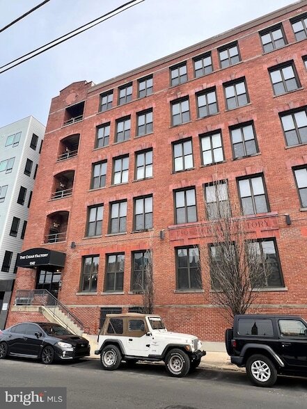 Building Photo - 1147-53-1153 N 4th St