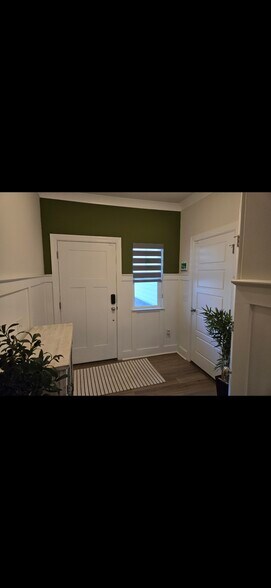 Building Photo - 104 Rock Cress Trl