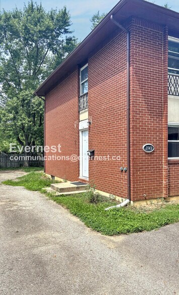 Primary Photo - 2143 Wadsworth Dr