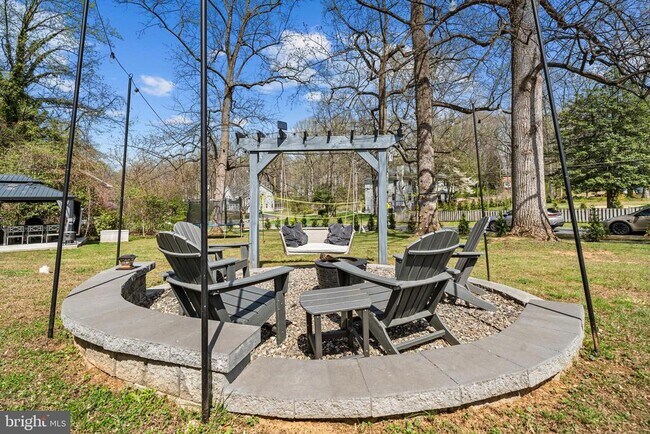 Building Photo - 3803 Estel Rd