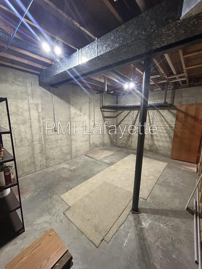 Building Photo - 3581 Creek Ridge