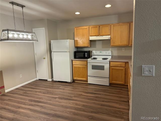 Building Photo - 299 Ponderosa Pl