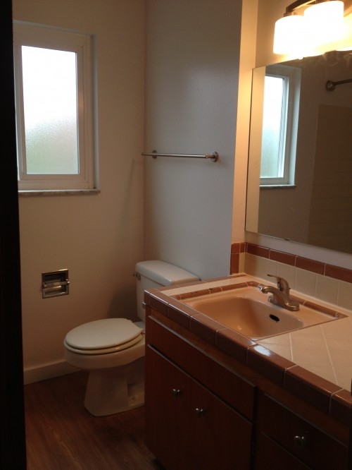 Building Photo - Waytcliff Apartments - 2 bedrooms